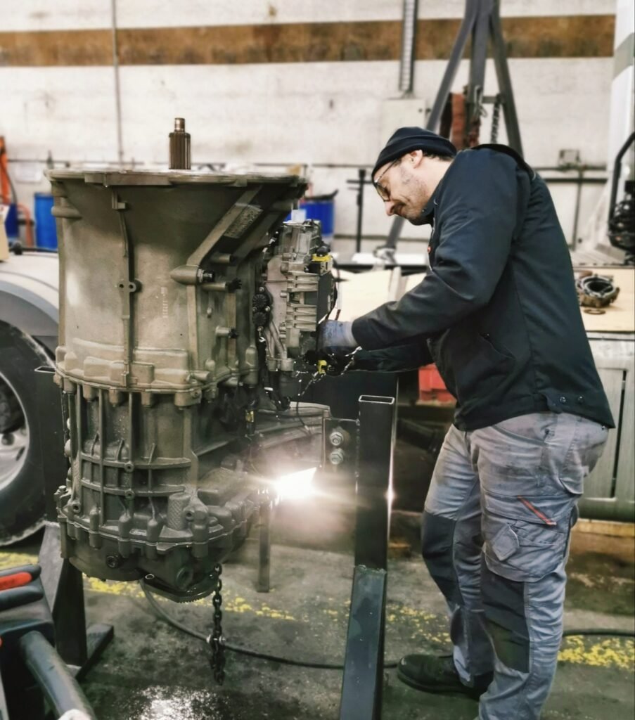 Mécanique poids lourds cognac